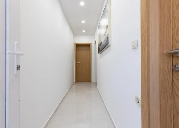 Spacious Family Aria Διαμέρισμα Τρογκίρ