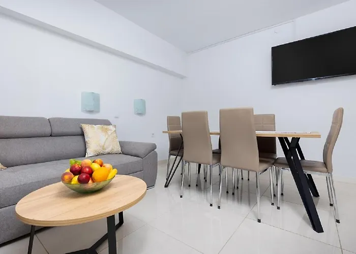 Spacious Family Aria Τρογκίρ
