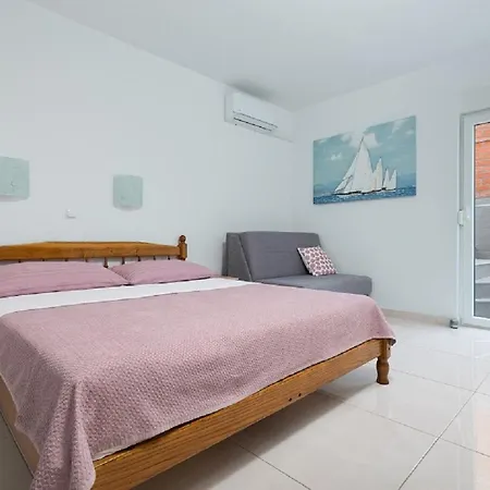 Spacious Family Aria